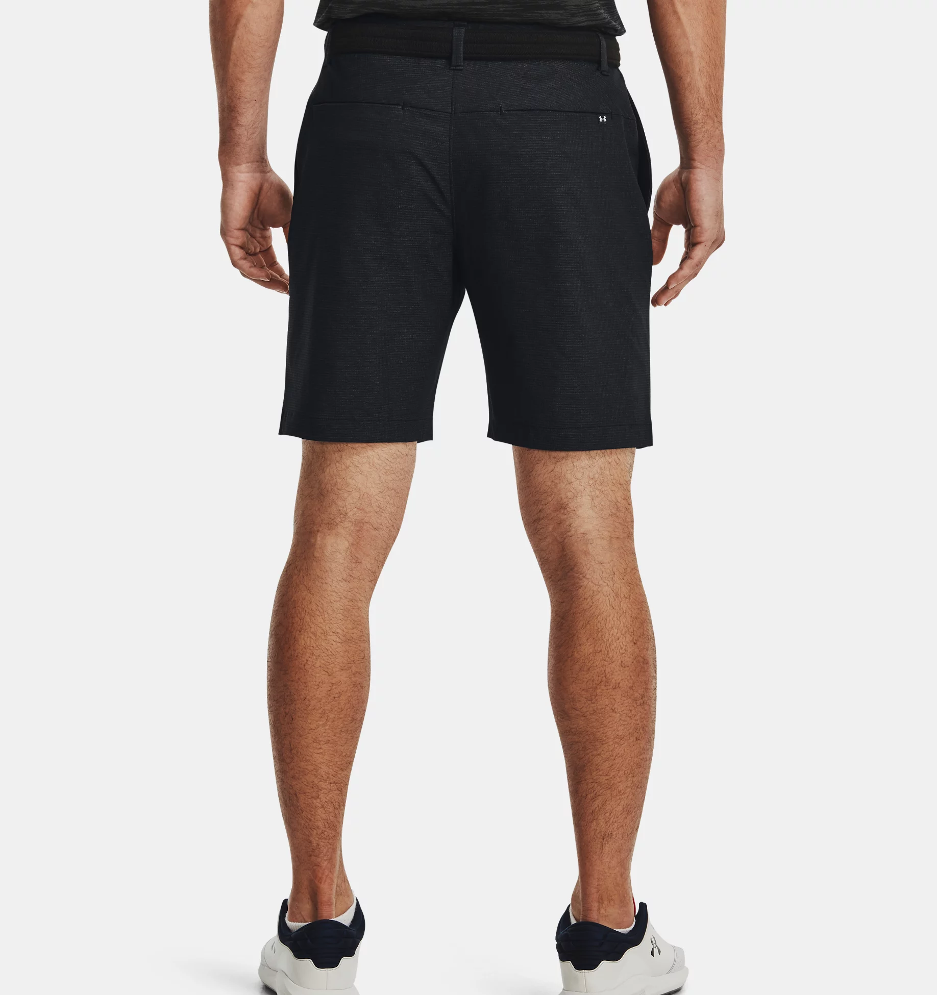 UA Iso-Chill Airvent Short | 1370084-001 | Halo Grey | RSGolfshop